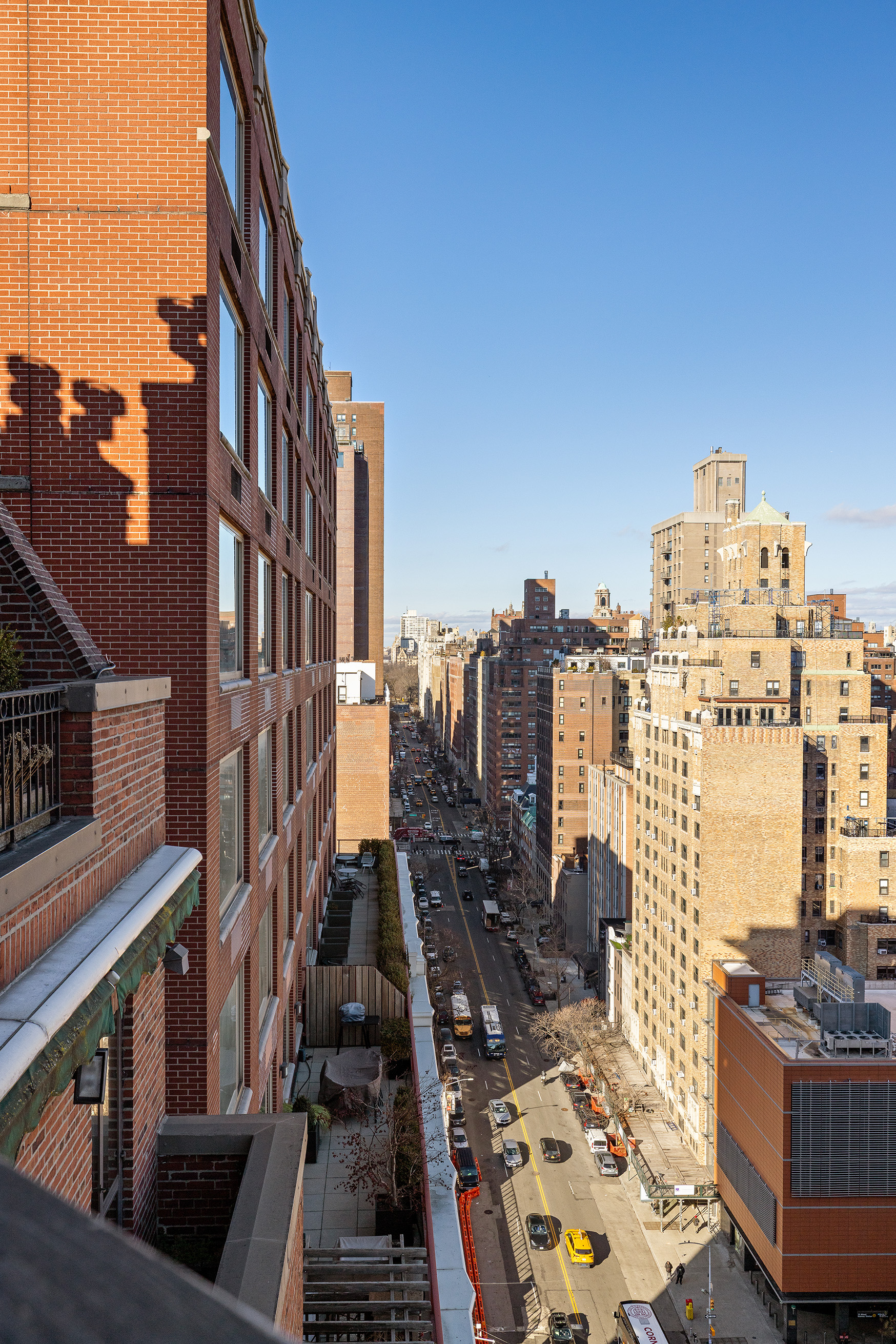 320 East 72nd Street, Unit PHB Manhattan, NY 10021 - Photo 16 of 26 a view of buildings