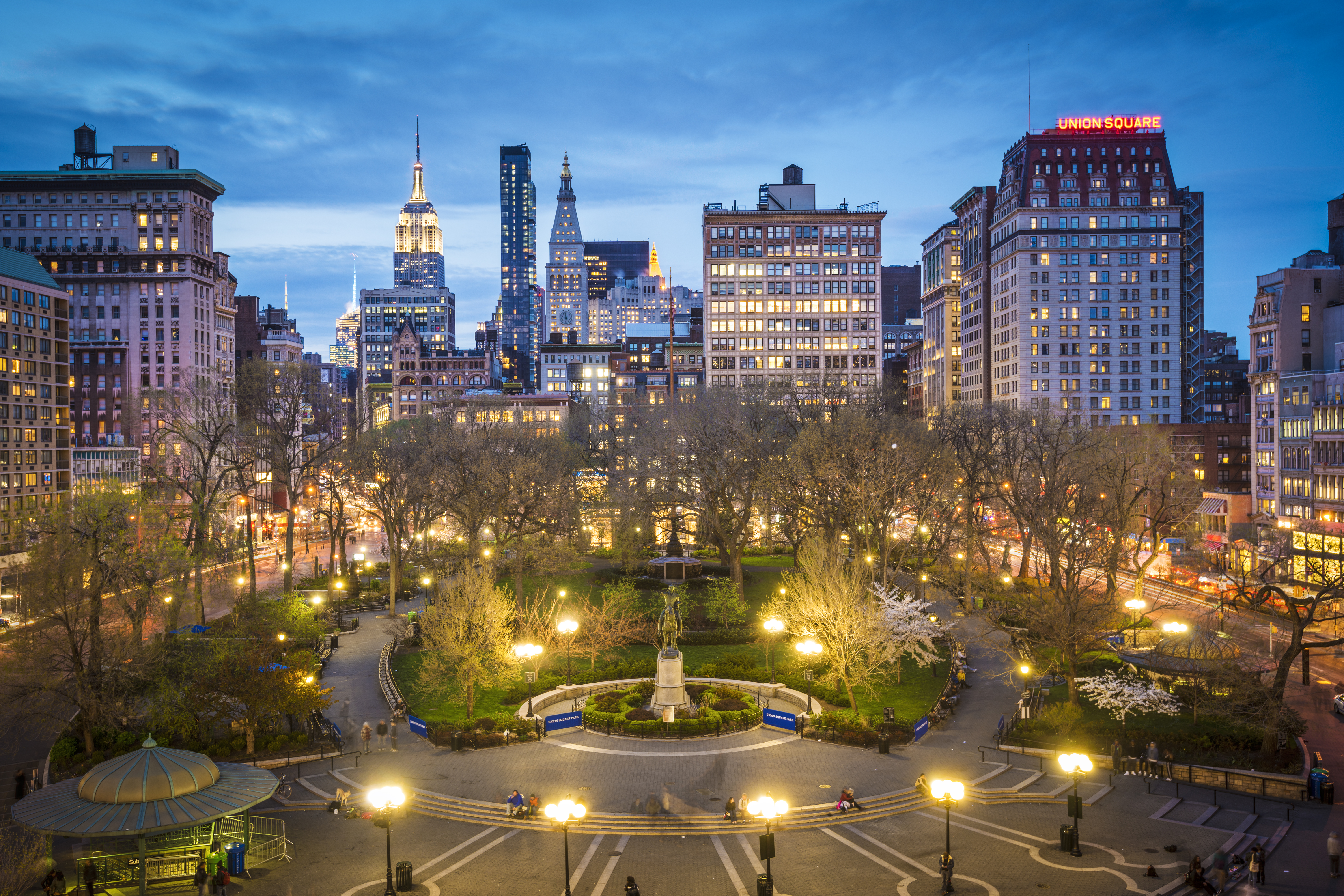 210 East 17th Street, Unit 5C Manhattan, NY 10003 - Photo 14 of 18 a view of a city with tall buildings