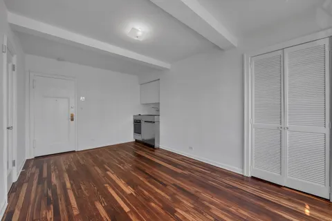 $300,000 | 5 Tudor City Place, Unit 1126 | Murray Hill