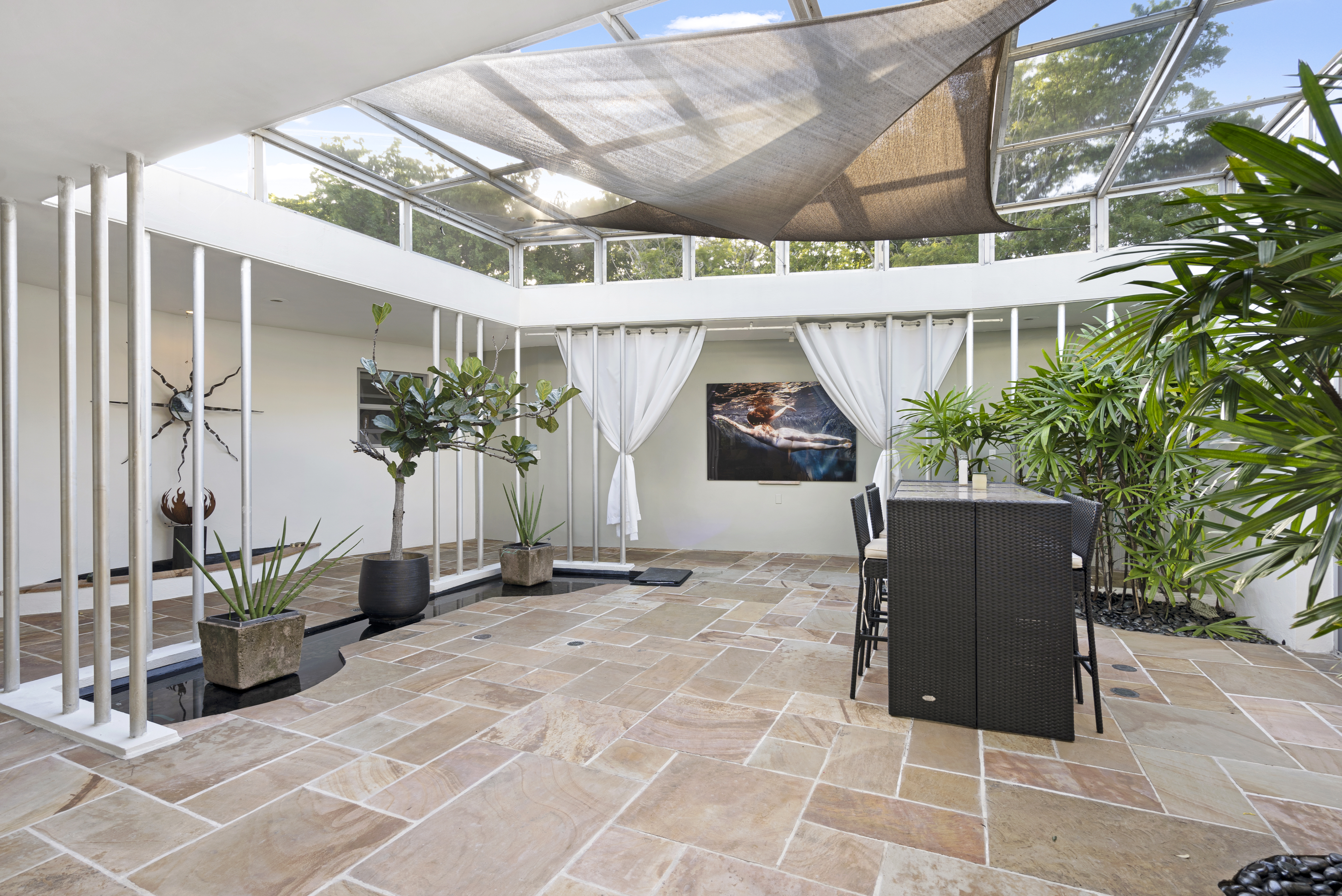 2545 Flamingo Place Miami Beach, FL 33140 - Photo 15 of 23