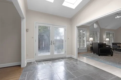 $995,000 | 108 Homestead Avenue, Metairie, LA 70005