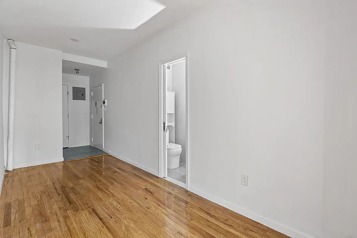 746 9th Avenue, Unit 5B Manhattan, NY 10019 - Photo 5 of 8