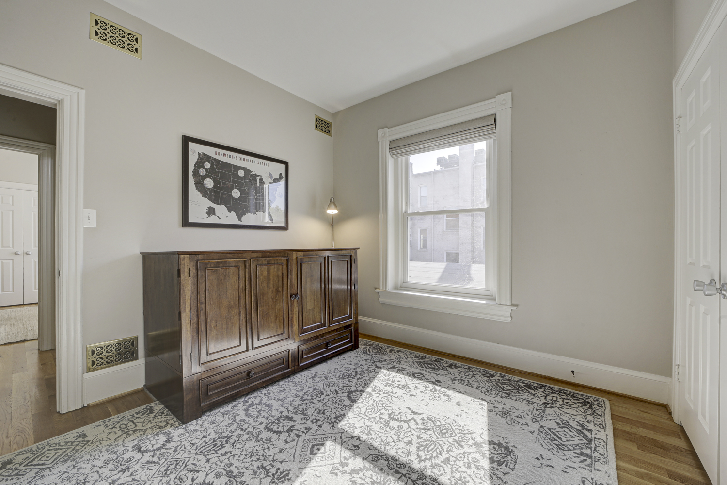 308 East Capitol Street Northeast, Unit 8 Washington, DC 20003 - Photo 21 of 29