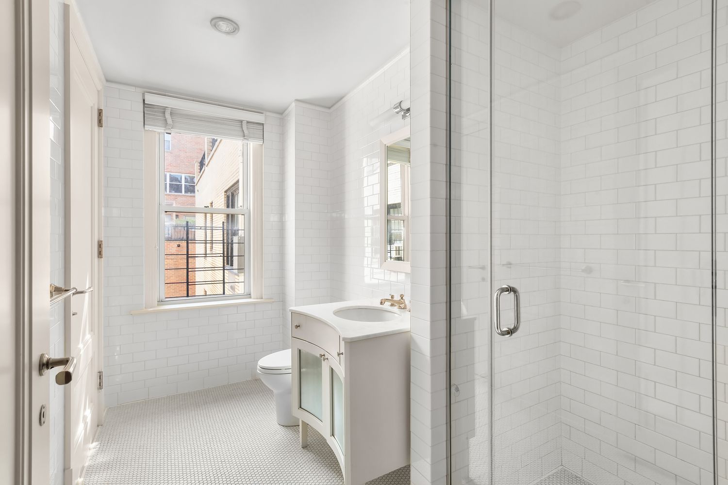 $15,950,000 | 40 East 66th Street, Unit 12B | Lenox Hill