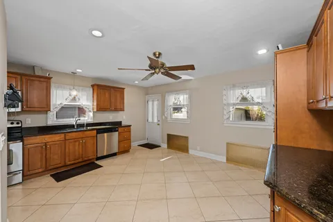 $669,000 | 522 Stewart Avenue | South New York