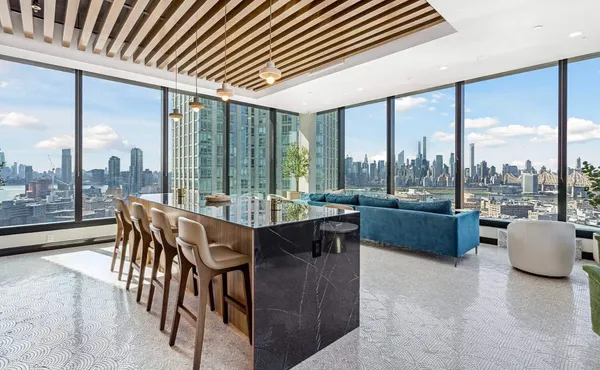 $3,300 | 45-30 Pearson Street, Unit 6F | Long Island City