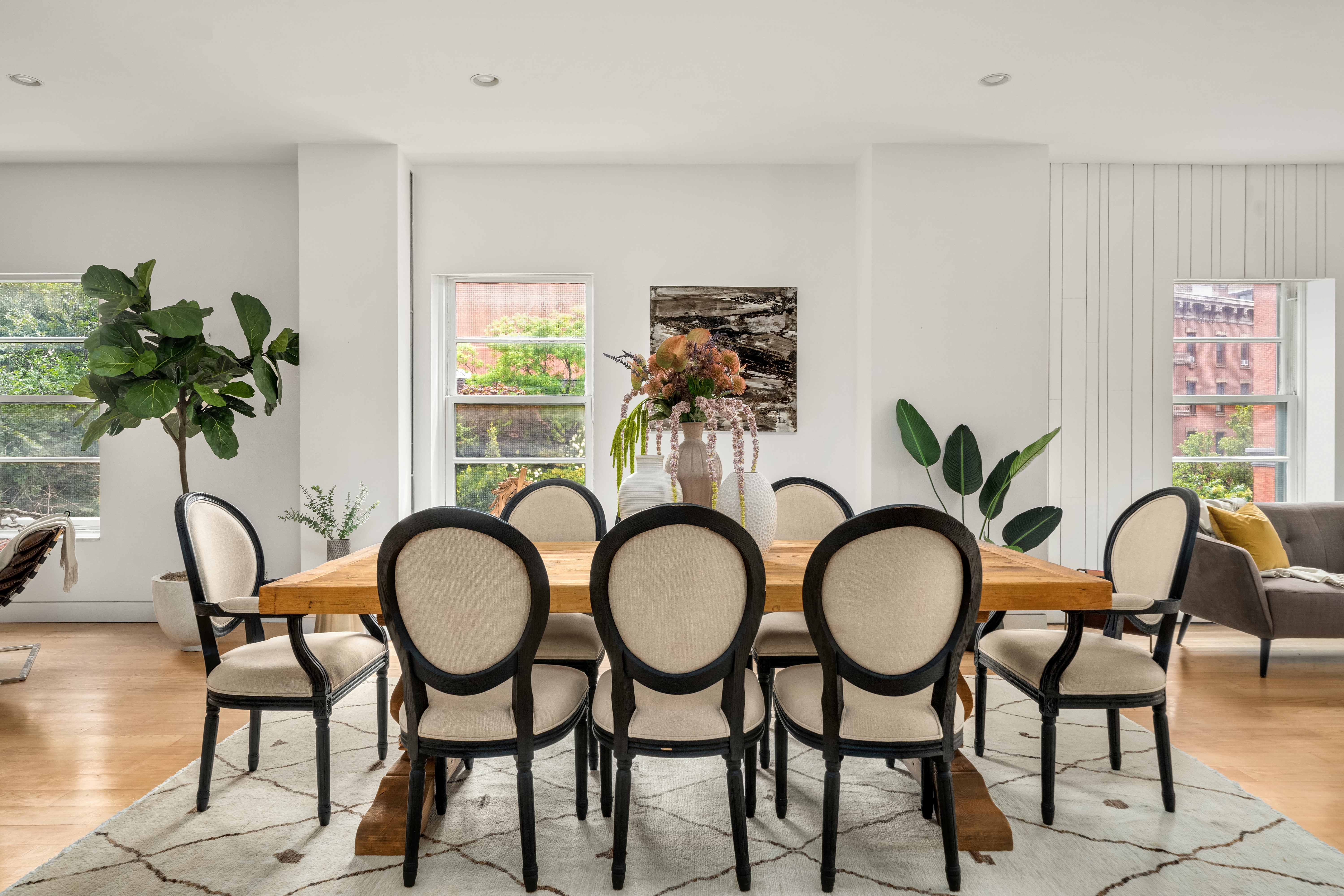 719 Greenwich Street, Unit 3S Manhattan, NY 10014 - Photo 4 of 21 a table and chairs in a room