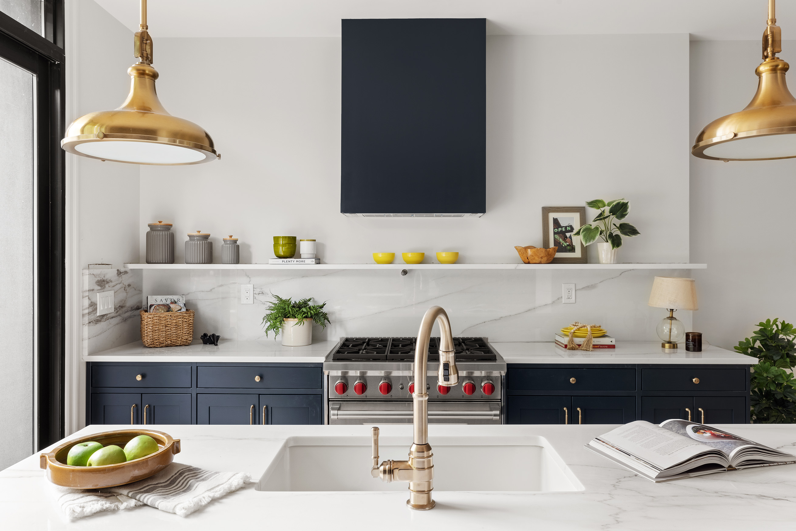 363 Warren Street Brooklyn, NY 11201 - Photo 6 of 23 a bathroom with a granite countertop sink and a mirror