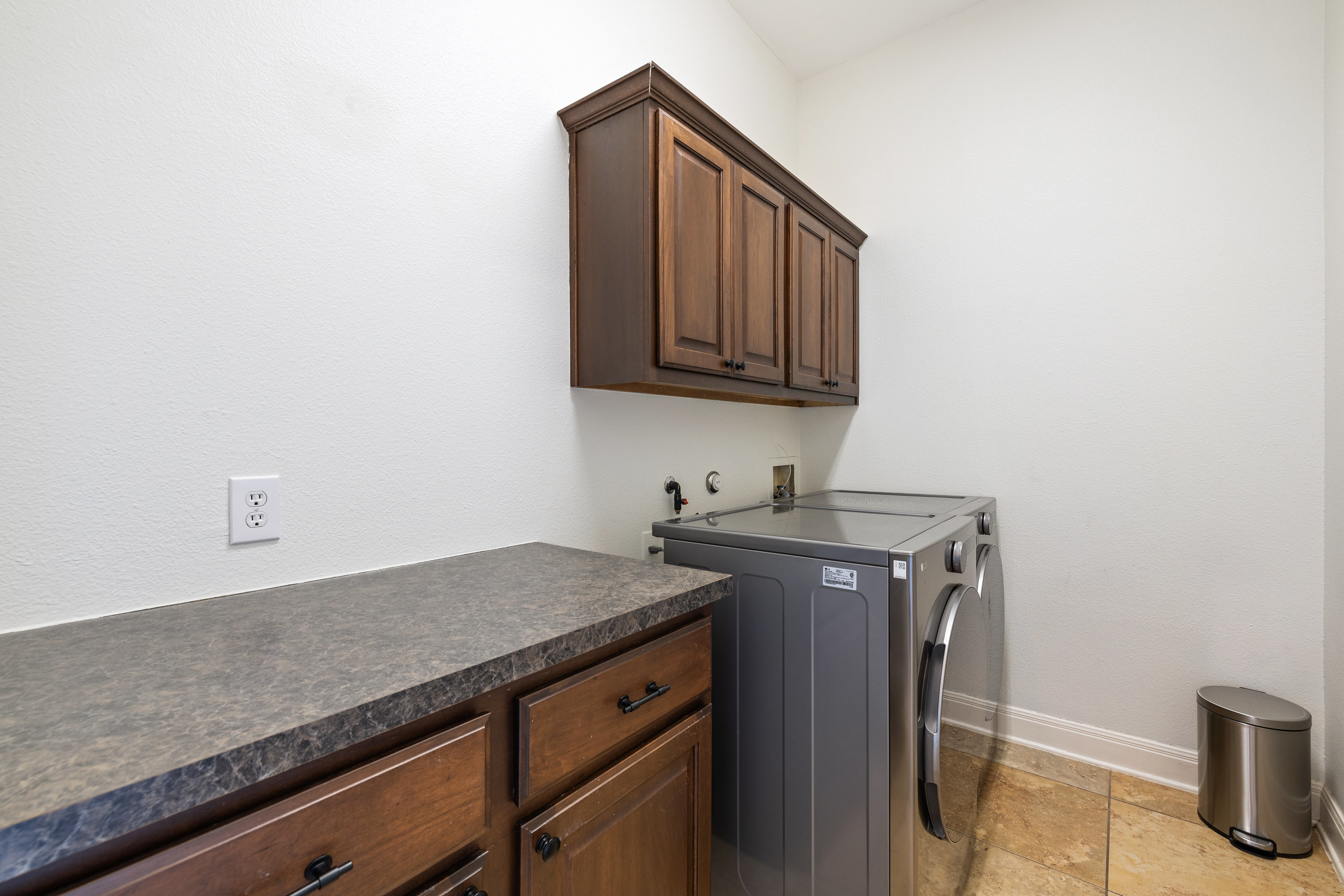 15713 Spillman Ranch Loop Austin, TX 78738 - Photo 28 of 46