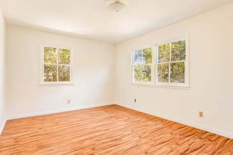 $3,850,000 | 1015 San Vicente Boulevard, Santa Monica, CA 90402