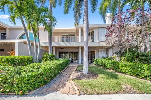 $1,389,000 | 14394 Cypress Island Court, Palm Beach Gardens, FL 33410