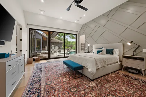 $2,600,000 | 3907 Fox Glen Drive, Irving, TX 75062