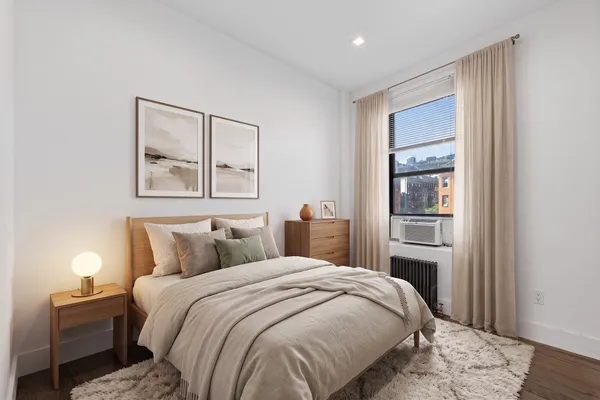$5,500 | 152 Thompson Street, Unit 3C | SoHo