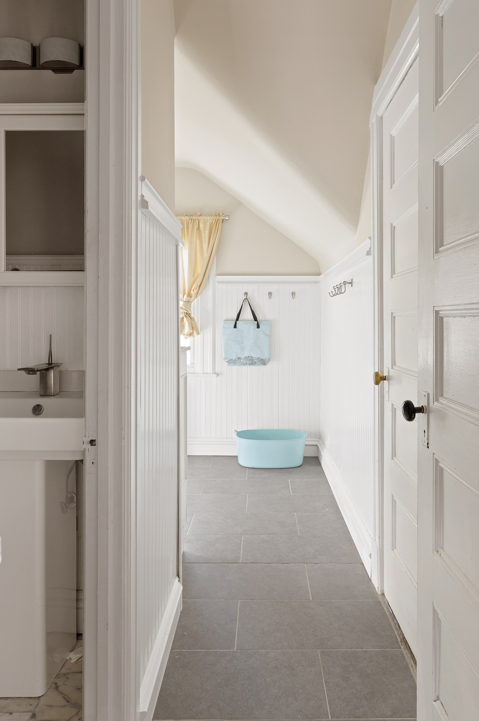 462 Westminster Road Brooklyn, NY 11218 - Photo 13 of 18 a view of entryway with bathroom and mirror