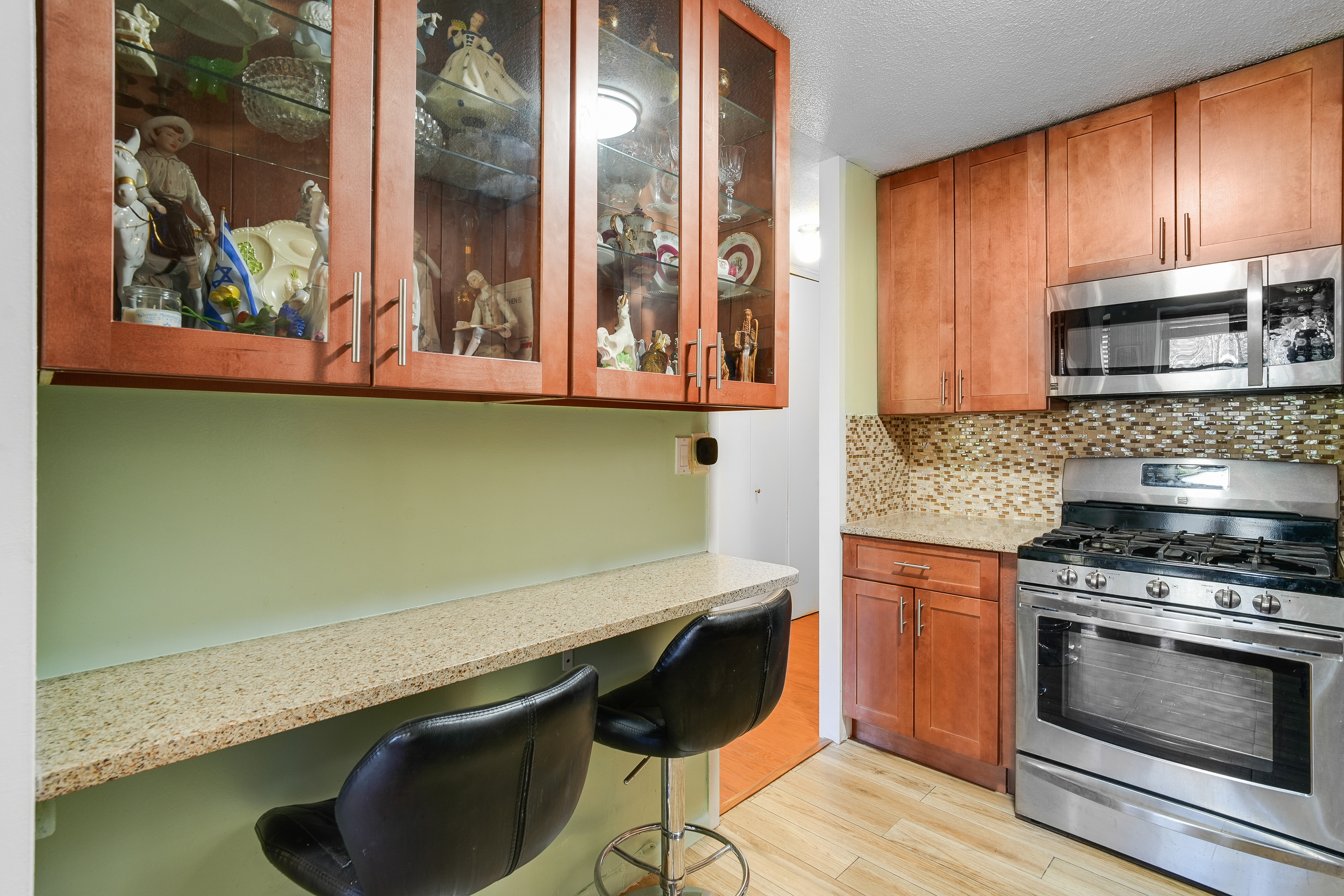 290 West 232nd Street, Unit 3A Bronx, NY 10463 - Photo 3 of 12