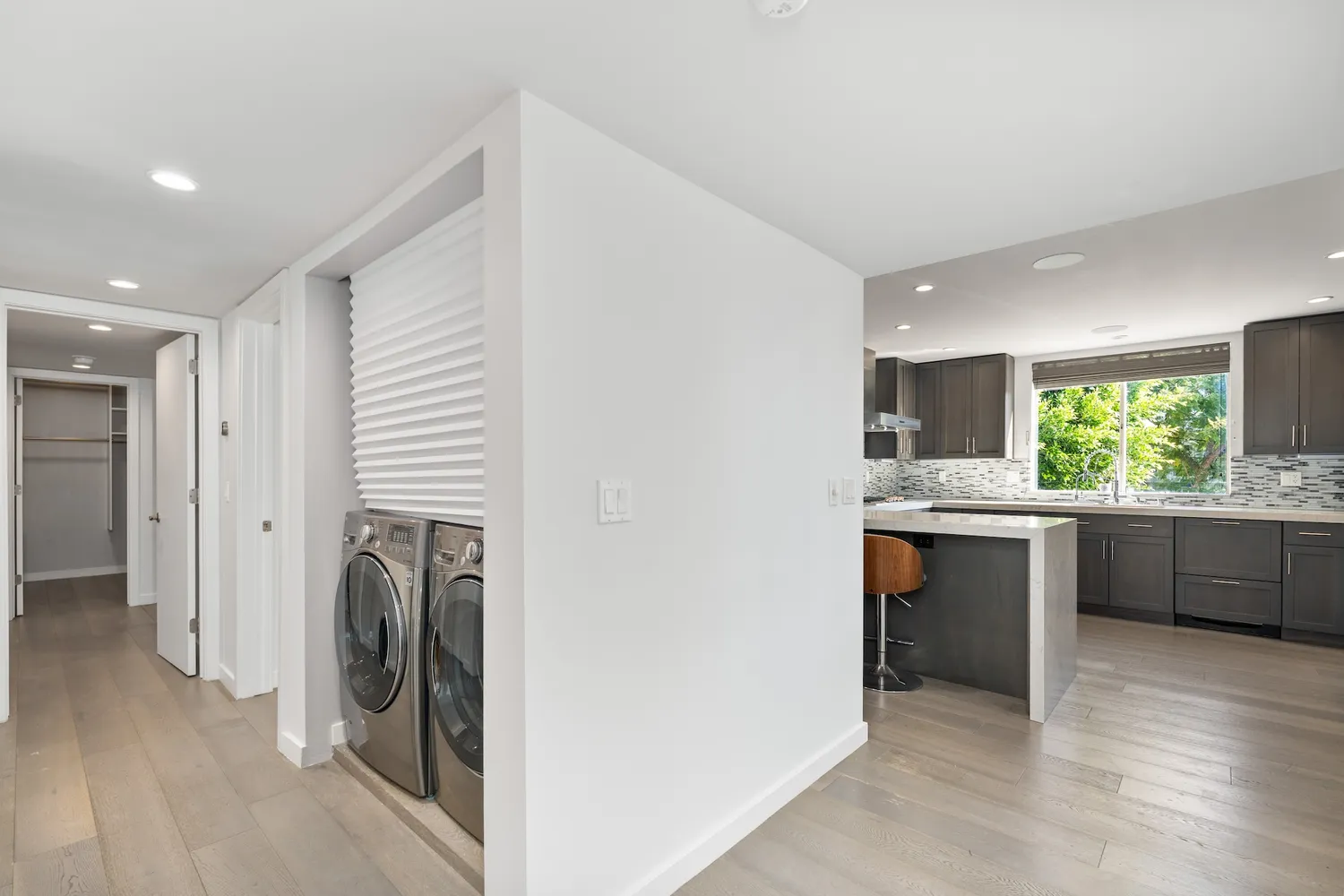 $1,025,000 | 1129 Larrabee Street, Unit 6, West Hollywood, CA 90069