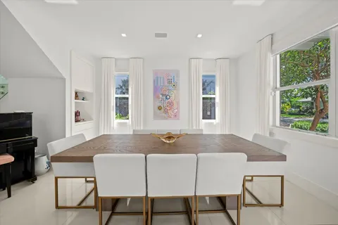 $4,200,000 | 5700 Southwest 86th Street, Miami, FL 33143