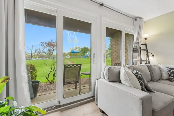 $399,900 | 254 Willowbrook Drive, North Brunswick, NJ 08902