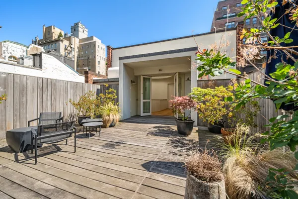 $49,995,000 | 18 East 80th Street | Upper East Side
