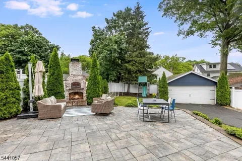 $799,000 | 19 Forest Avenue, Verona, NJ 07044