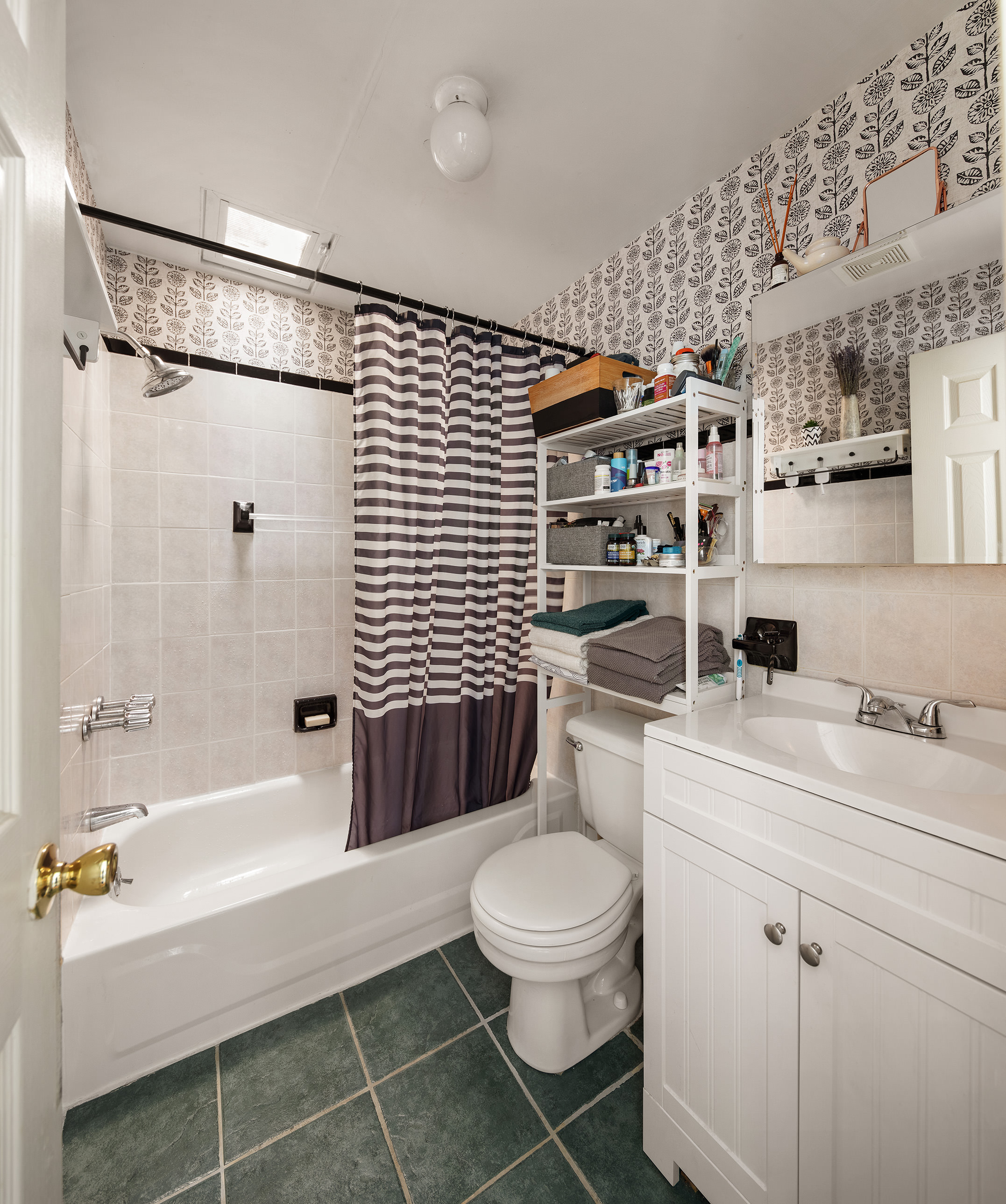 417 Union Street Brooklyn, NY 11231 - Photo 27 of 29 a bathroom with a sink a toilet and shower