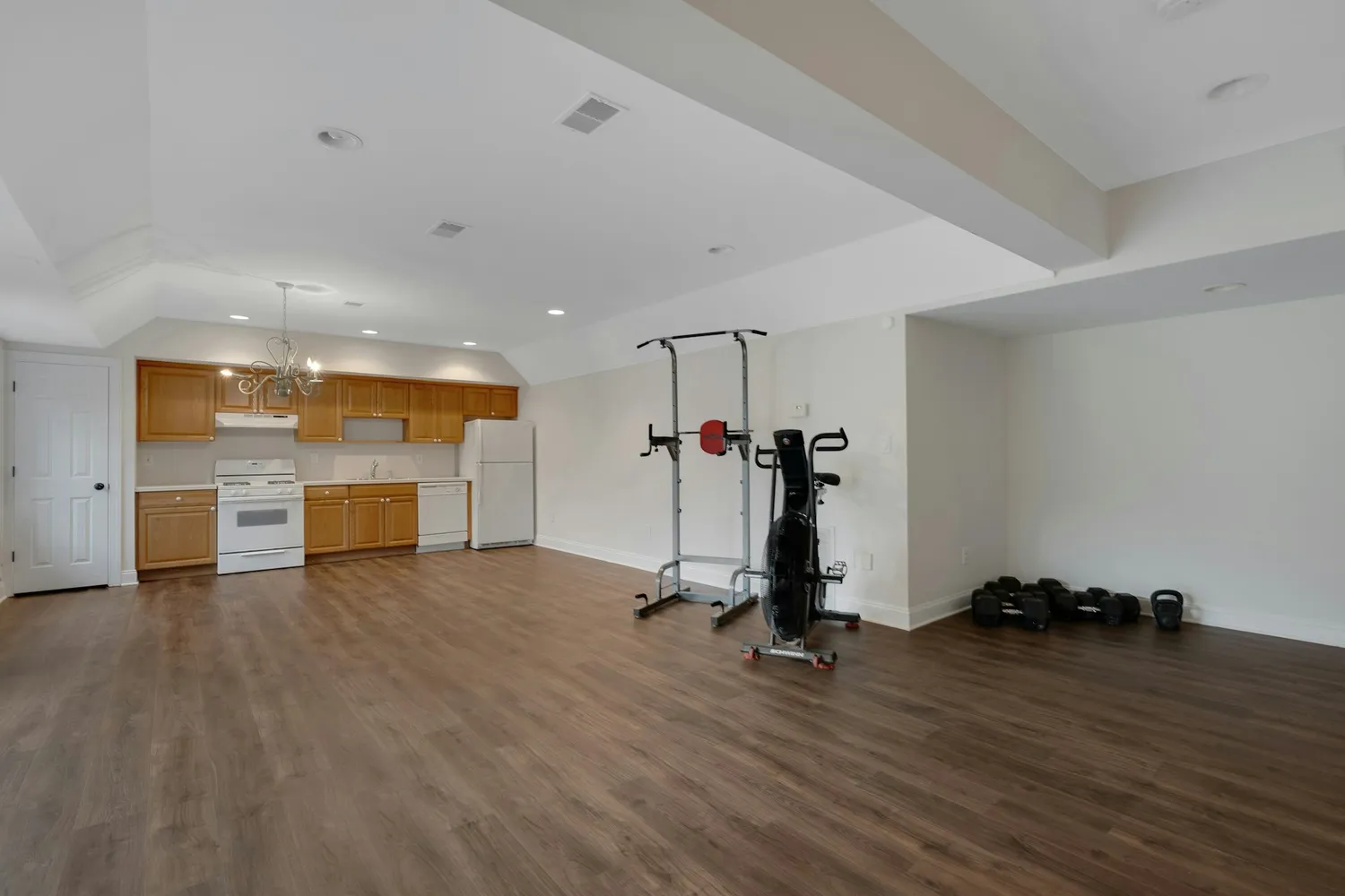 $2,385,000 | 3 Kensington Court, Warren, NJ 07059