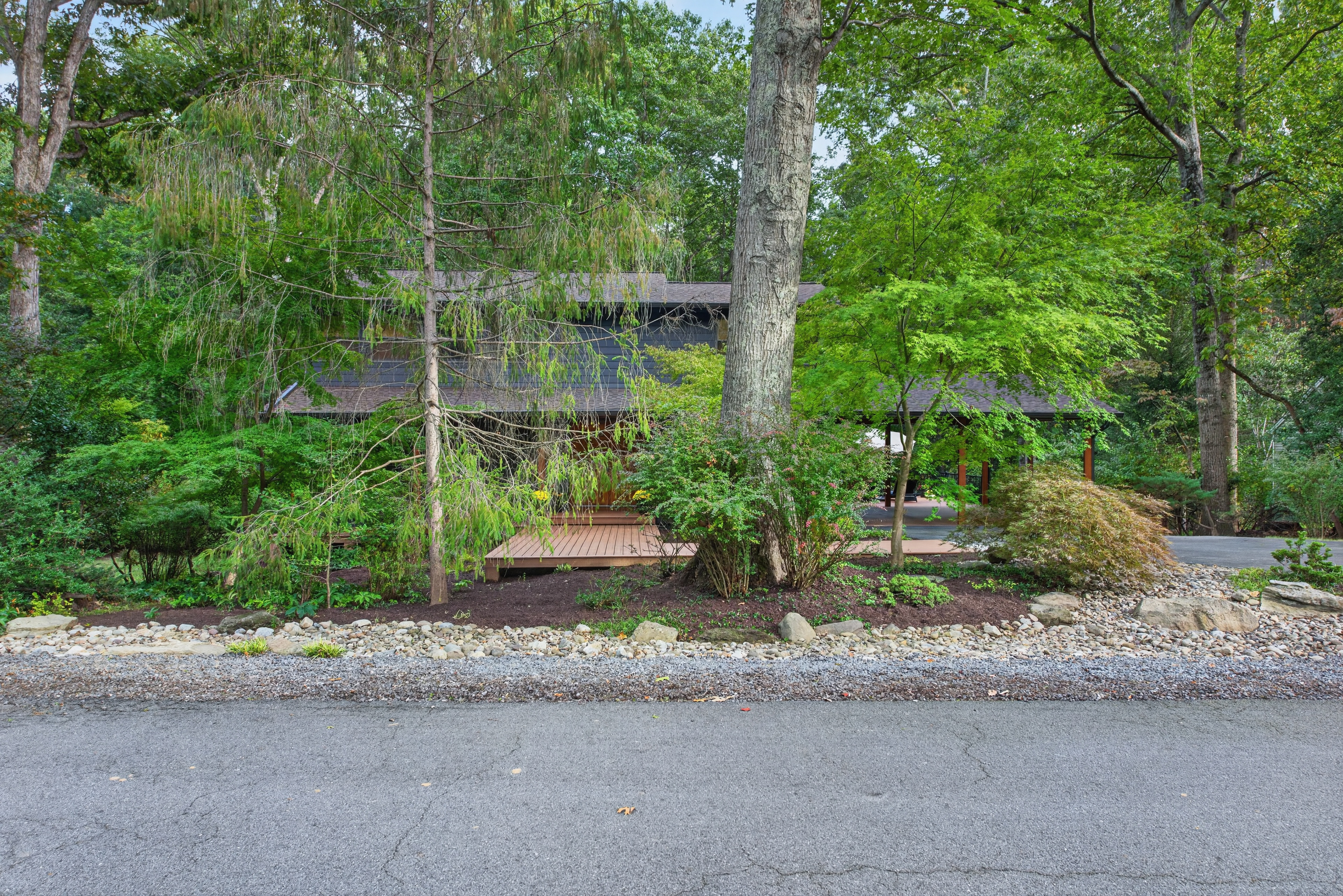 11411 Running Cedar Road Reston, VA 20191 - Photo 12 of 28 Gallery Image 12