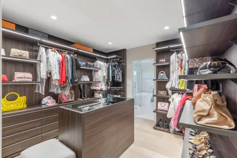 $1,895,000 | 4518 Varna Avenue, Sherman Oaks, CA 91423