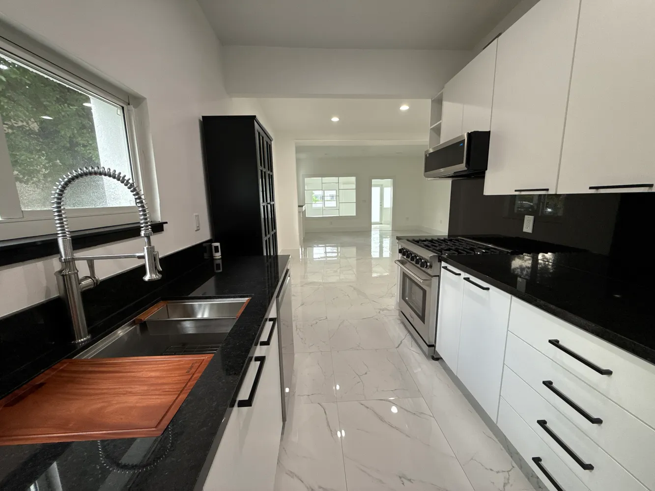 $1,350,000 | 142 Northwest 47th Terrace, Miami, FL 33127