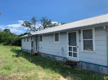 $990,000 | 14156 State Highway 16 South, Pipe Creek, TX 78063