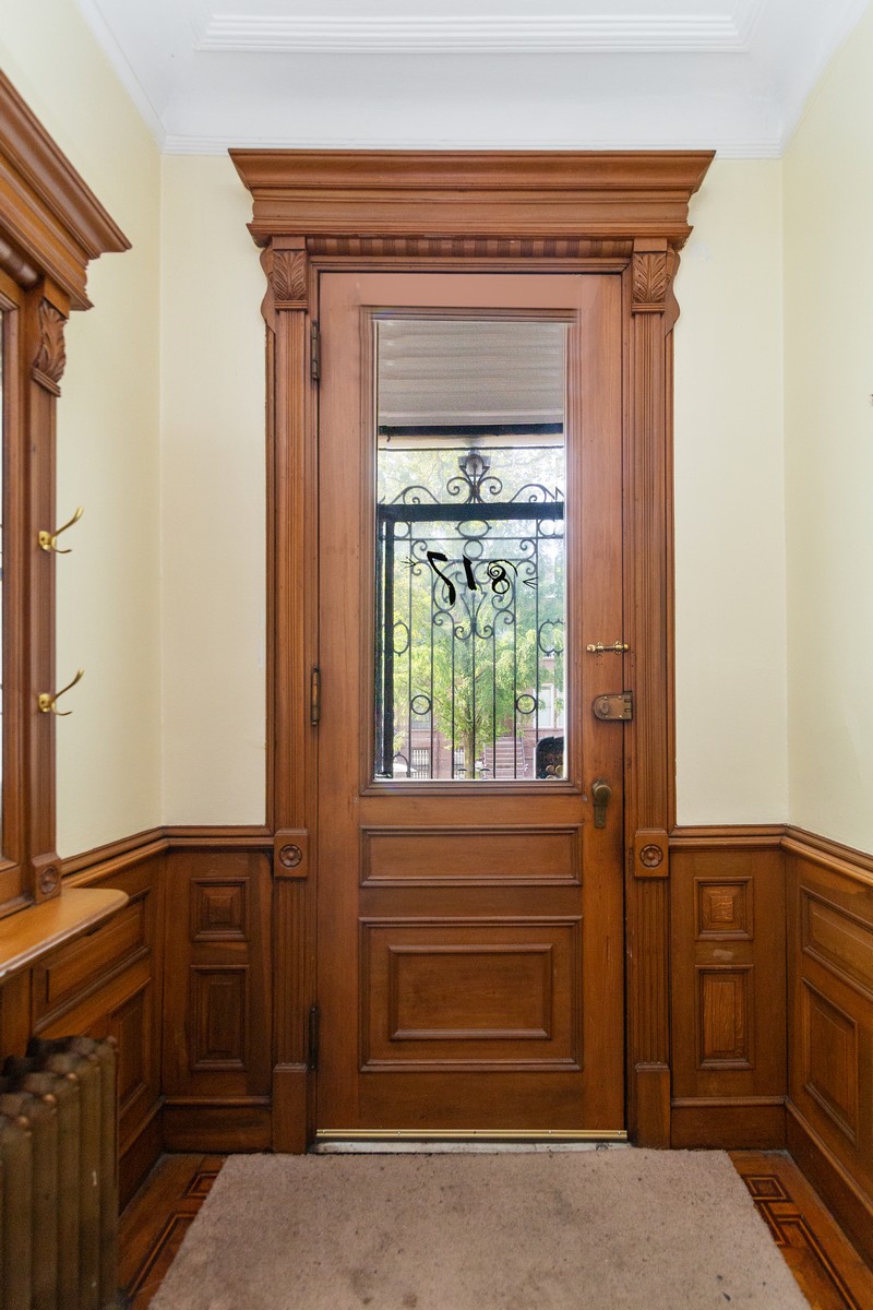 817 Putnam Avenue Brooklyn, NY 11221 - Photo 3 of 20