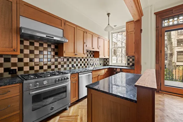 $16,995 | 906 President Street, Unit 1 | Park Slope