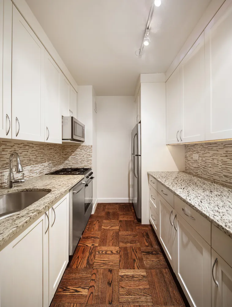 $775,000 | 11 5th Avenue, Unit 2W | Greenwich Village
