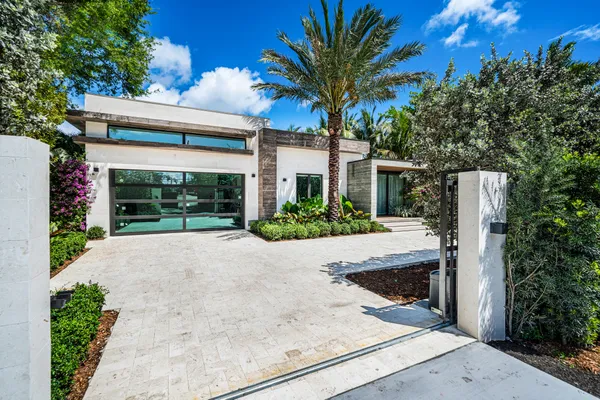 $4,900,000 | 967 Northeast 78th Street, Miami, FL 33138