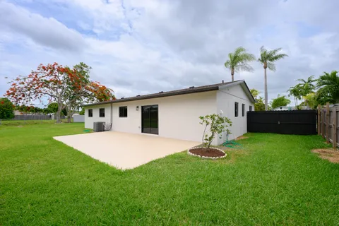 $899,000 | 18451 Southwest 90th Avenue, Cutler Bay, FL 33157