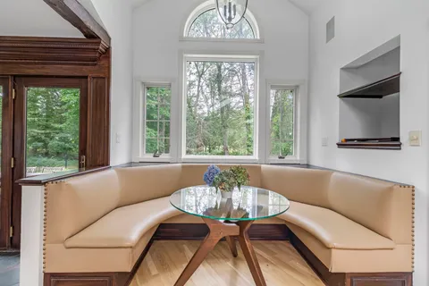 $2,495,000 | 11 Quaker Ridge Drive, Brookville, NY 11545