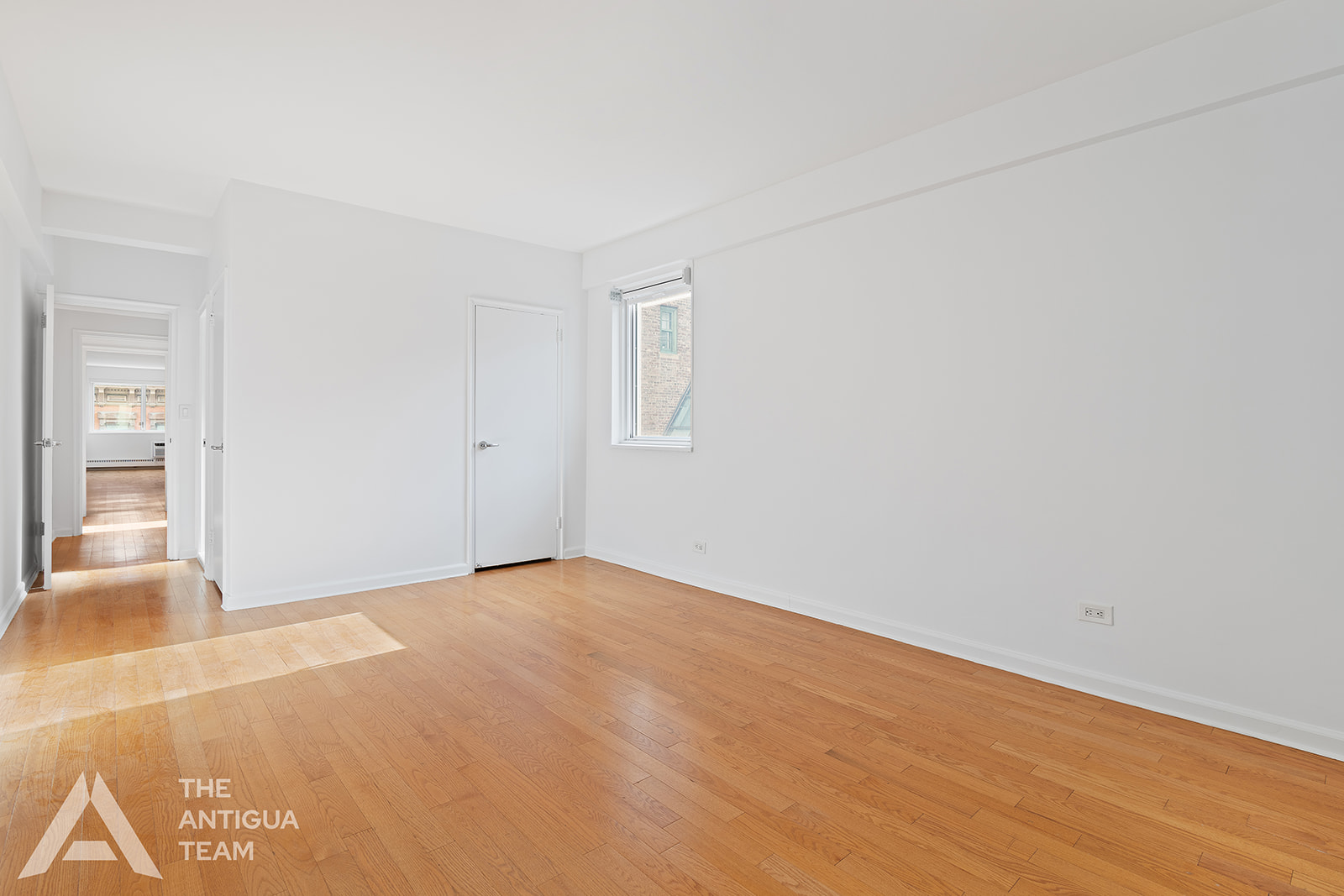 20 East 68th Street, Unit 6F Manhattan, NY 10065 - Photo 6 of 13