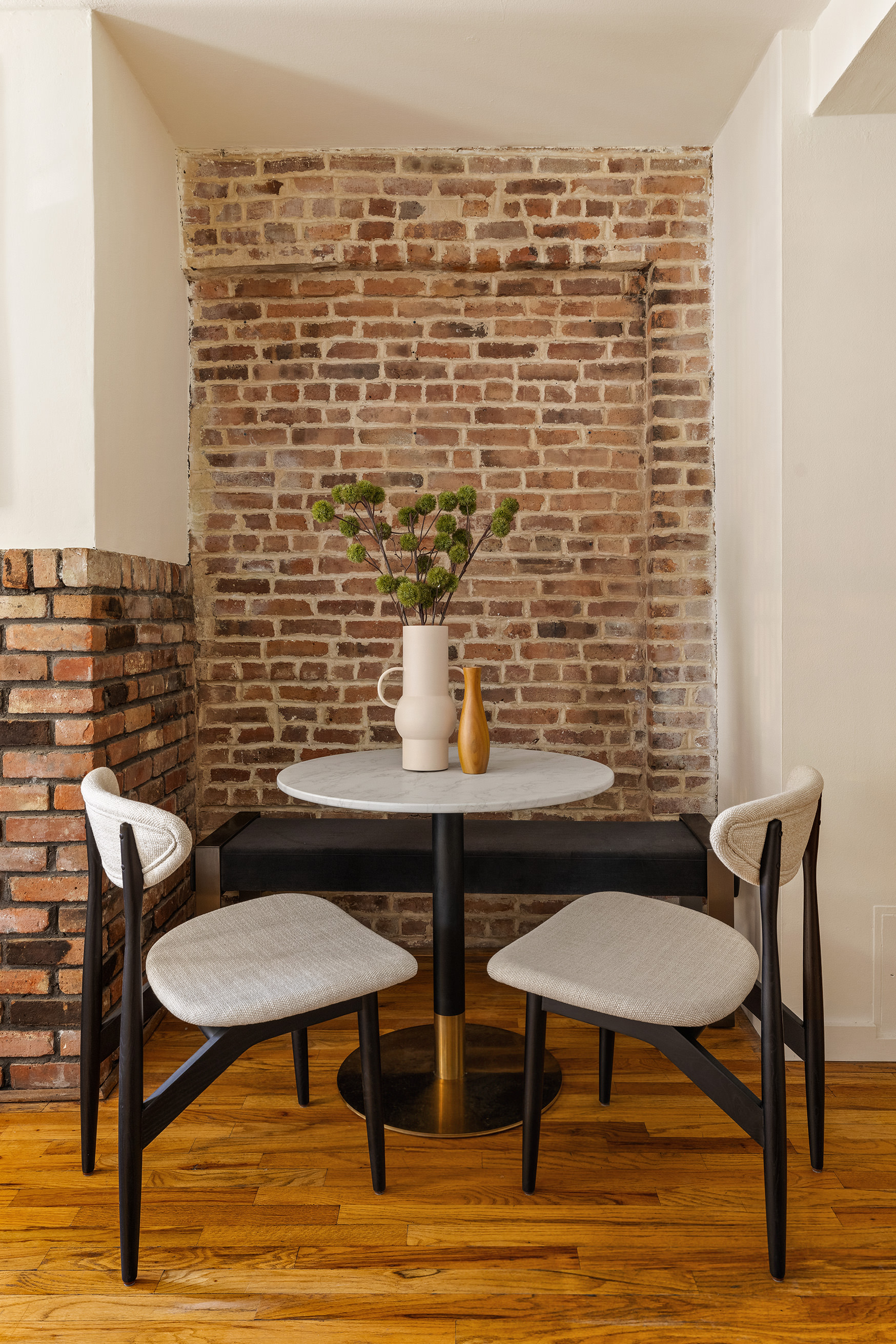 410 West 25th Street, Unit 2B Manhattan, NY 10001 - Photo 4 of 9 a view of a chairs and table in a patio