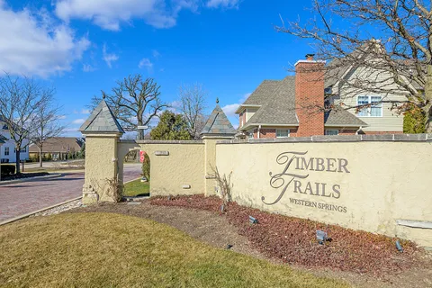 $799,999 | 1047 Hickory Drive, Western Springs, IL 60558