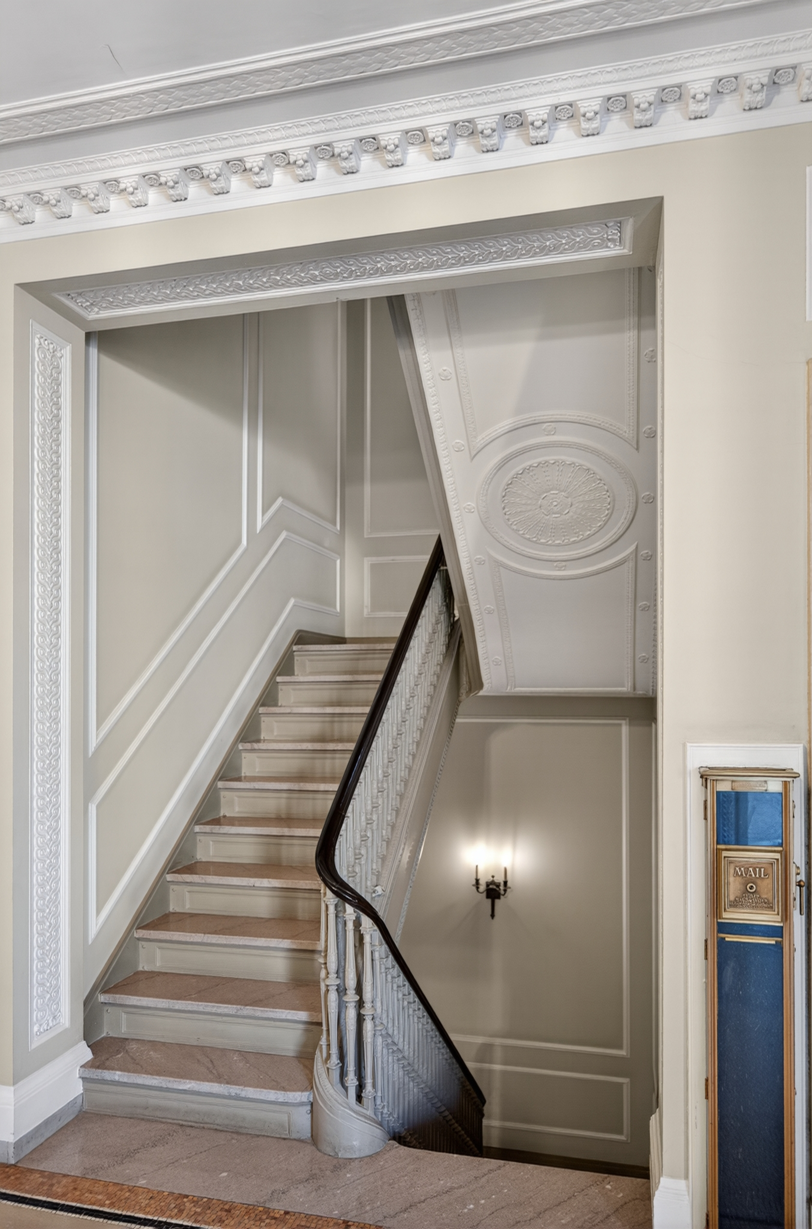 390 West End Avenue, Unit 11C Manhattan, NY 10024 - Photo 17 of 24 a view of entryway