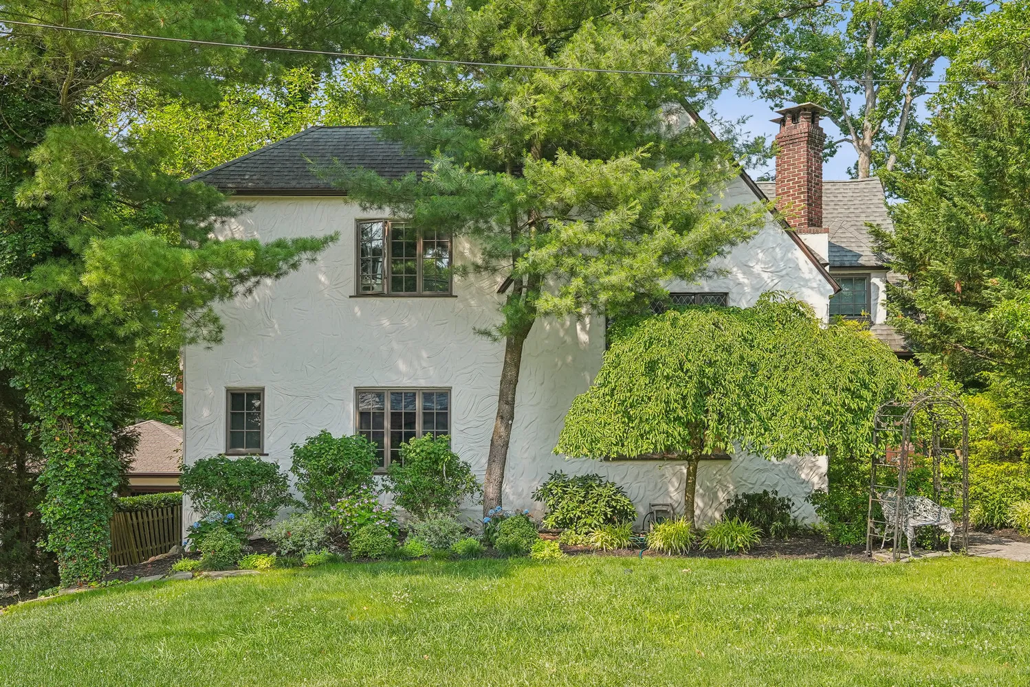 $1,750,000 | 90 Whitney Road, Short Hills, NJ 07078