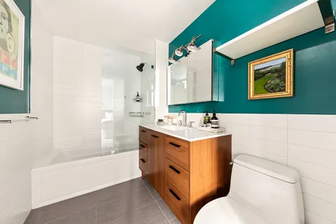 $2,750,000 | 100 Congress Street, Unit 603 | Columbia Street Waterfront