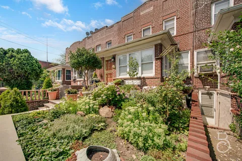 $1,100,000 | 50-66 46th Street | Sunnyside