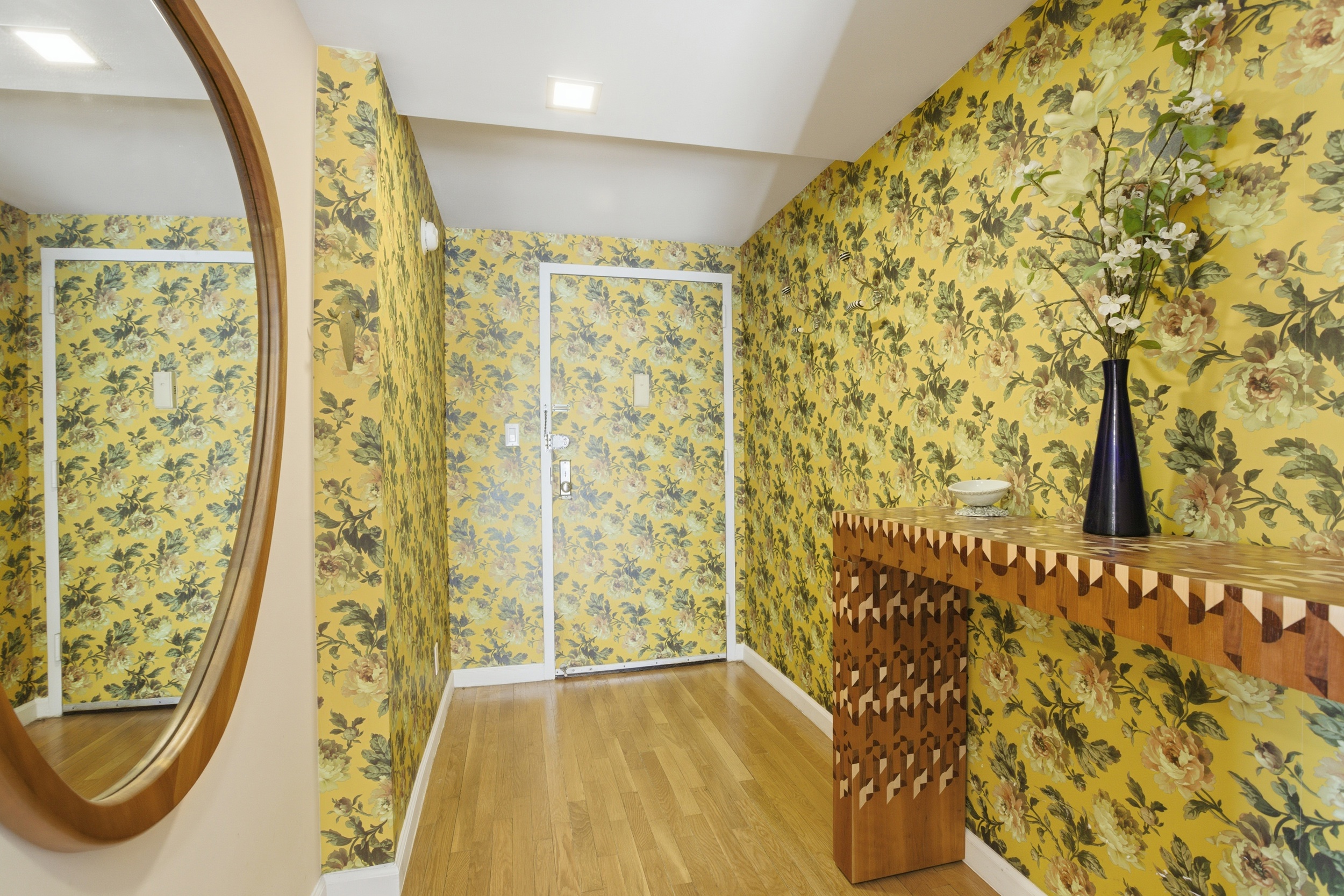 305 2nd Avenue, Unit 521 Manhattan, NY 10003 - Photo 6 of 20 a bathroom with a shower