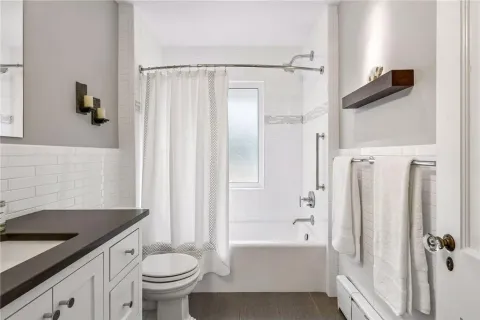 $950,000 | 4711 Dupont Avenue South, Minneapolis, MN 55419
