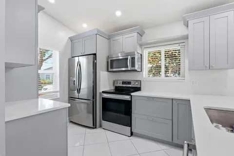 $399,900 | 8621 Jasmine Way, Boca Raton, FL 33496