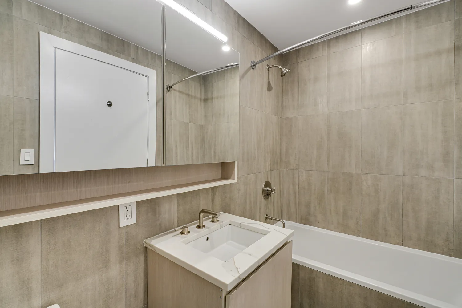 $799,000 | 175 Spencer Street, Unit 6B | Bedford-Stuyvesant