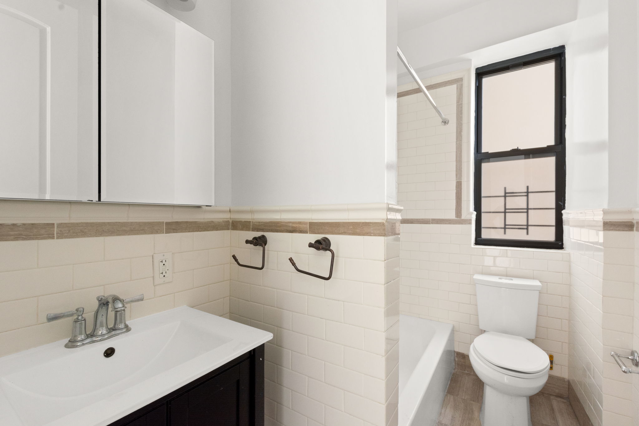658 West 188th Street, Unit 2L Manhattan, NY 10040 - Photo 9 of 12