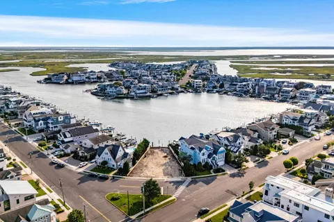 $14,995,000 | 4202 5th Avenue, Avalon, NJ 08202