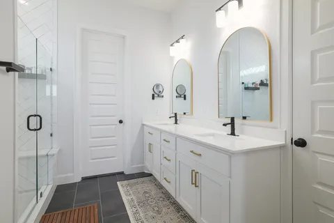 $475,000 | 12714 Bloomington Drive, Austin, TX 78652